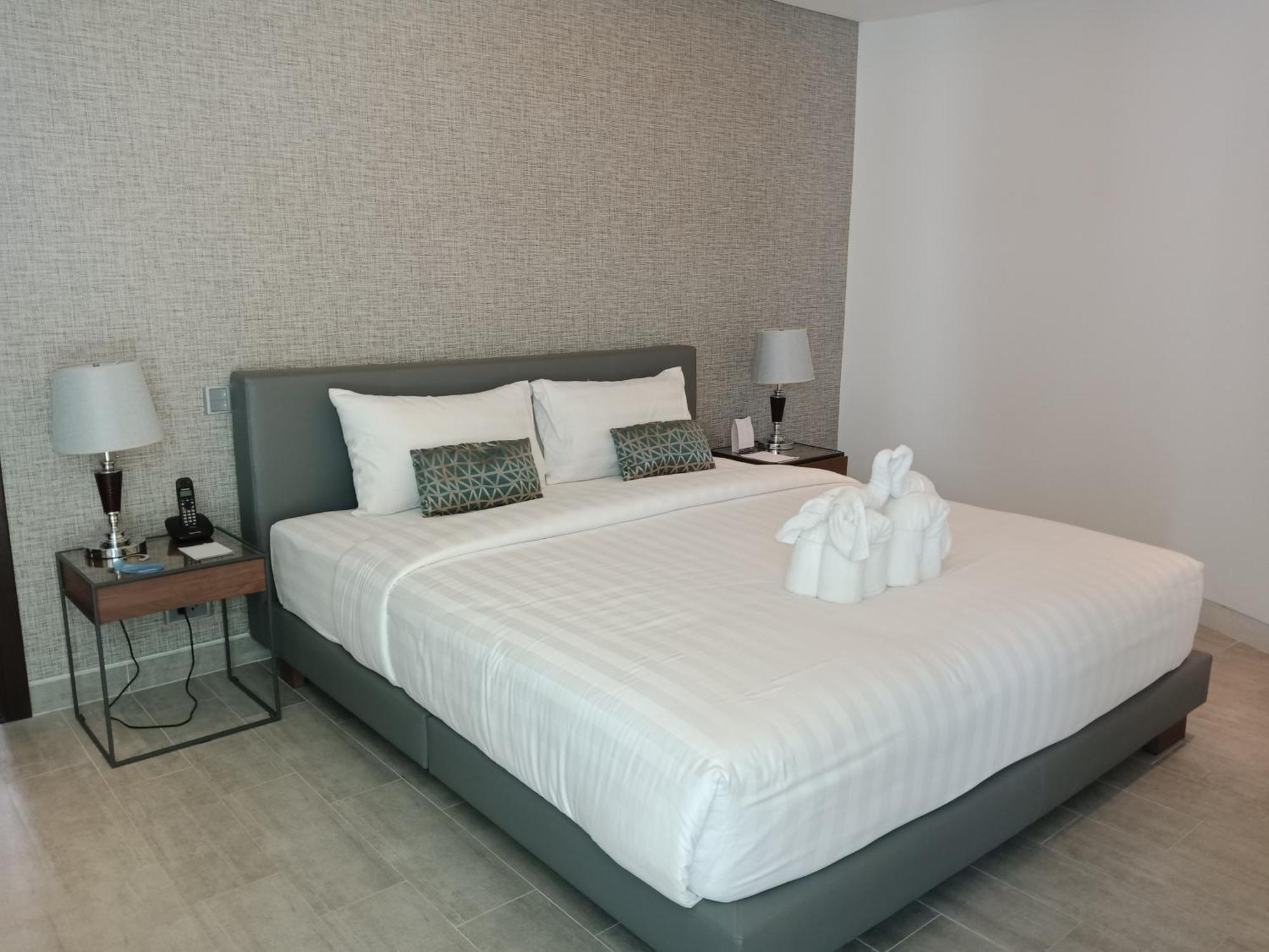 Lets Phuket Twin Sands Resort & Spa Patong Εξωτερικό φωτογραφία